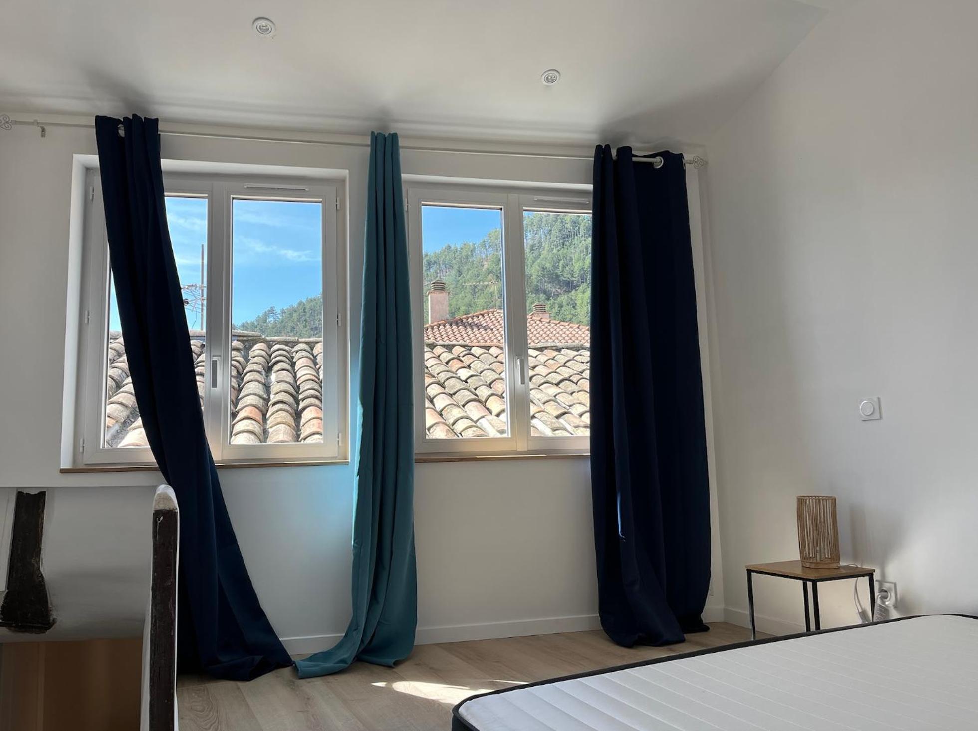 Le Jalet En Provence - Penthouse Apartment Sisteron Exterior photo